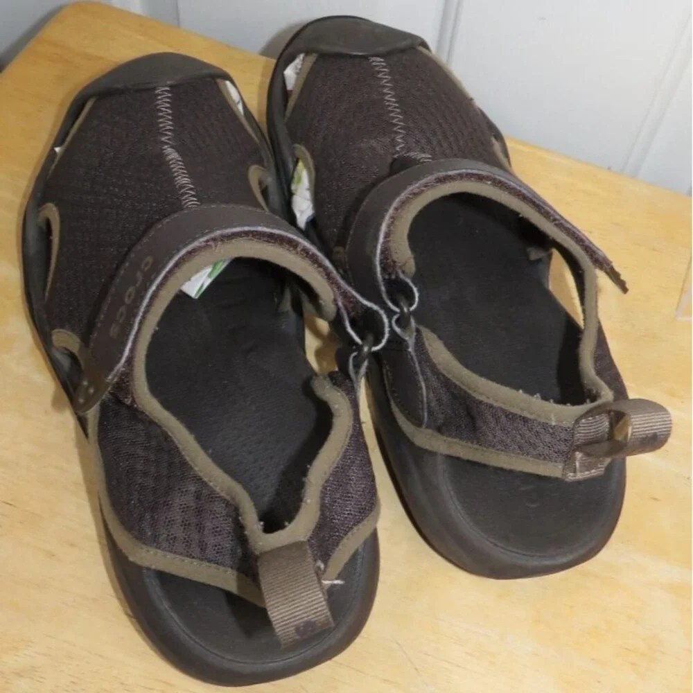 Crocs Swiftwater Mesh Deck Sandals Mens Size 10 Brown Fisherman Water Shoes